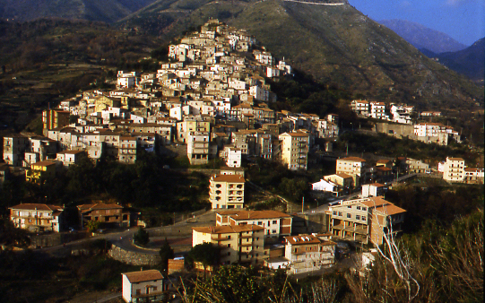 PANORAMA DI SANGINETO CENTRO PANORAMA DI SANGINETO CENTRO